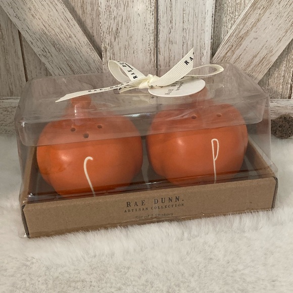 Rae Dunn Pumpkin Shakers - Picture 5 of 8